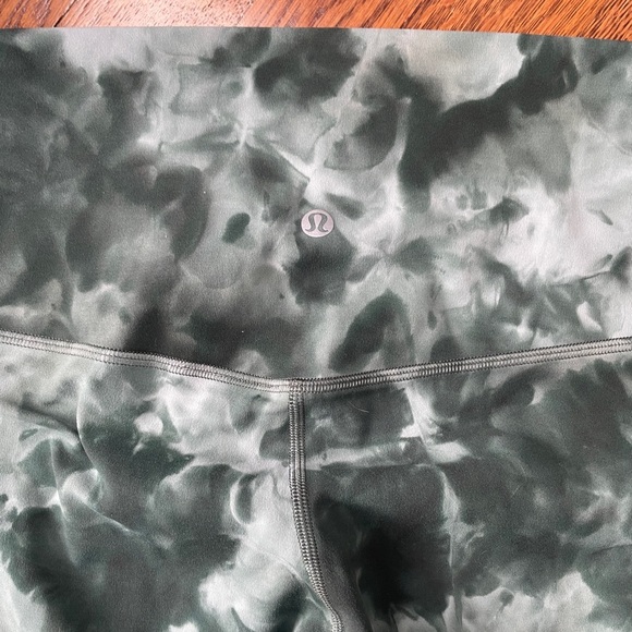 Lululemon I 8 - Picture 8 of 14